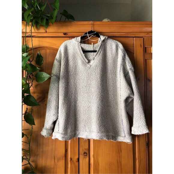 FREE PEOPLE Soft Textured Long Sleeve Hooded Pullover Top w/ Fraying SZ XS - Picture 3 of 16